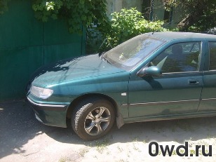 Битый автомобиль Peugeot 406