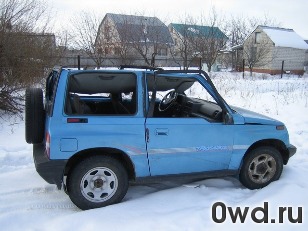 Битый автомобиль Suzuki Vitara