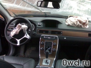 Битый автомобиль Volvo S80